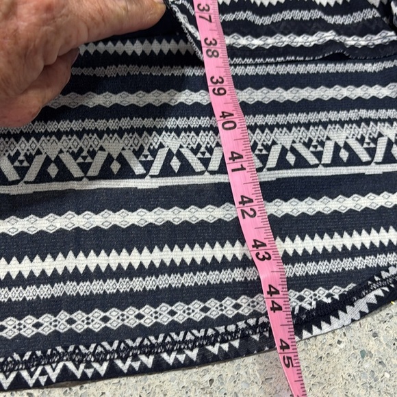 Karen Kane Hi Lo sleeveless, scoopneck,stretchy patterned,sheer,lined - Picture 12 of 15